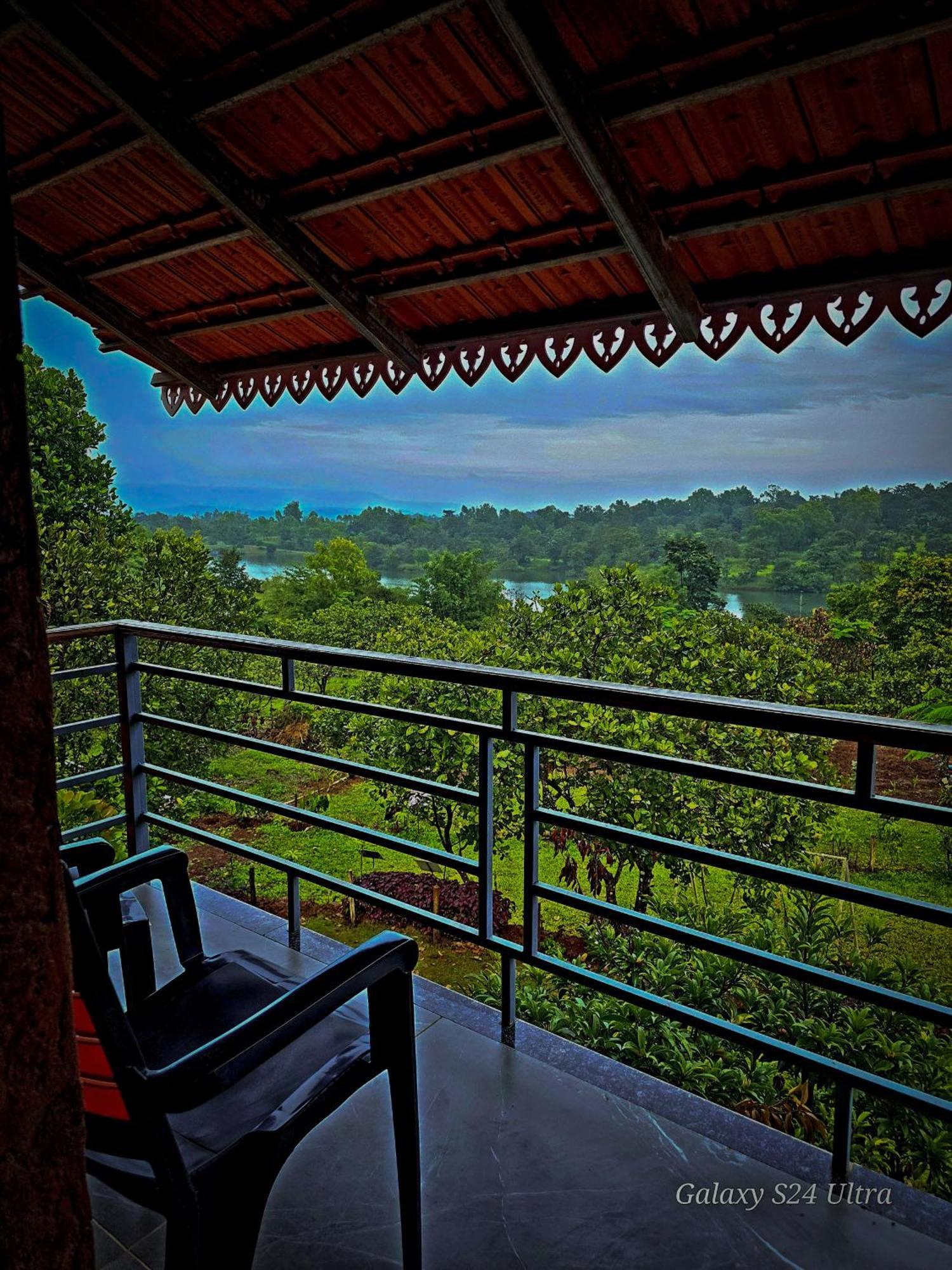 Chalobahills Farmstay Resort Ajra Buitenkant foto