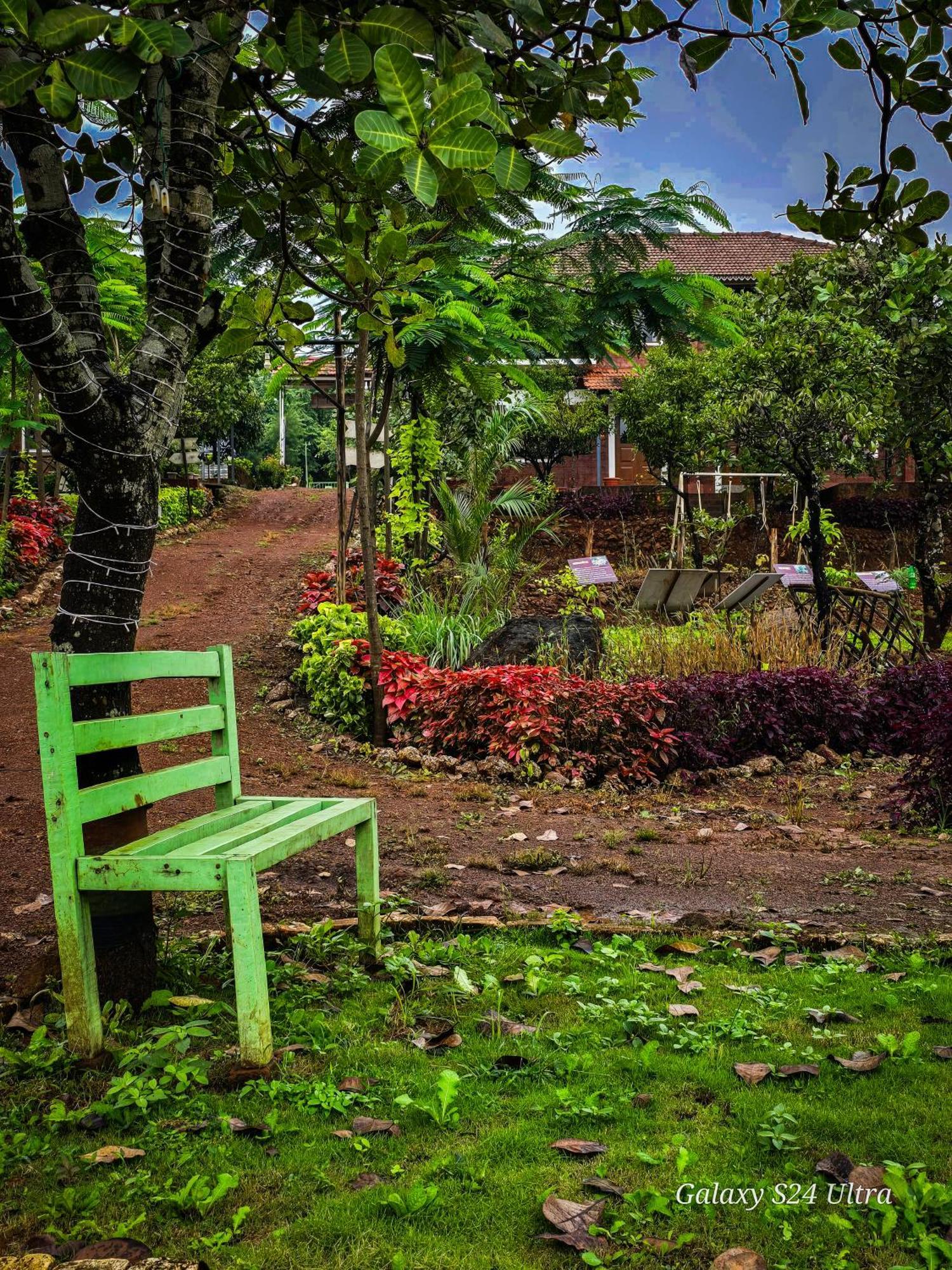 Chalobahills Farmstay Resort Ajra Buitenkant foto